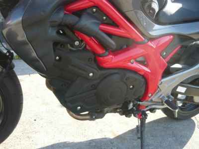 Suzuki Gladius SFV400 2014