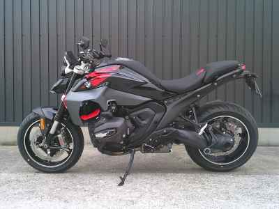 BMW R1300R 2025