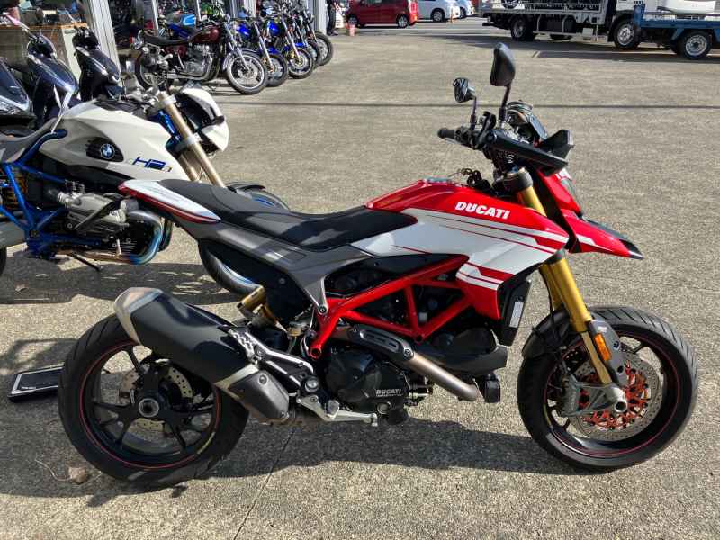 Ducati Hyperstrada 821 2016