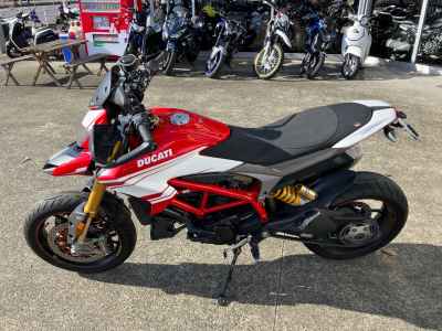 Ducati Hyperstrada 821 2016