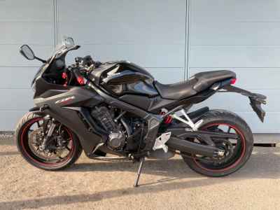 Honda CBR650R 2023
