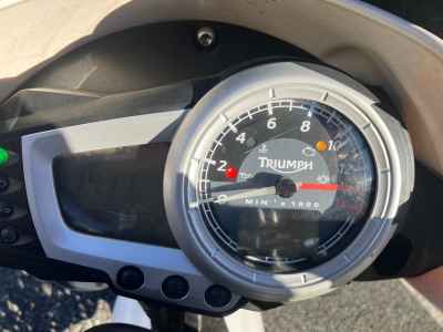Triumph Street Triple 2008