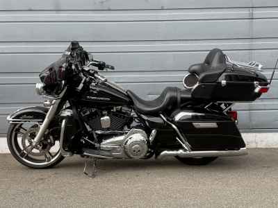 Harley-Davidson Electra Glide FLHTCU1690 2015
