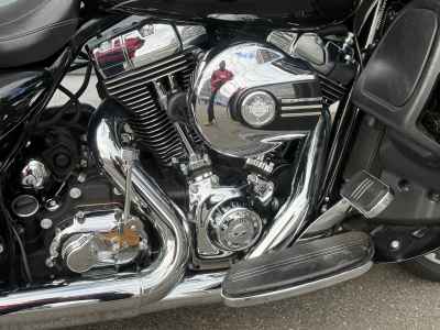Harley-Davidson Electra Glide FLHTCU1690 2015
