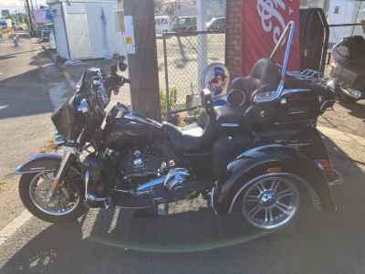 Harley-Davidson Electra Glide FLHTCU1690 Trike 2014