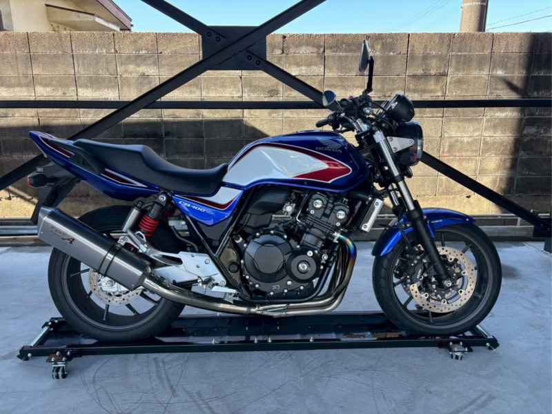 Honda CB400SF 2023