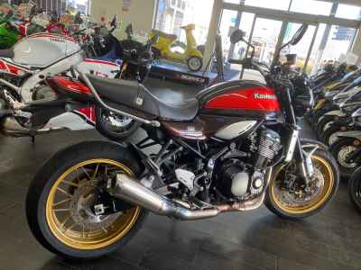 Kawasaki Z900RS 2022