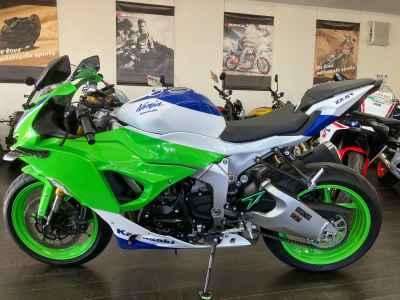 Kawasaki Ninja ZX-6R 2024