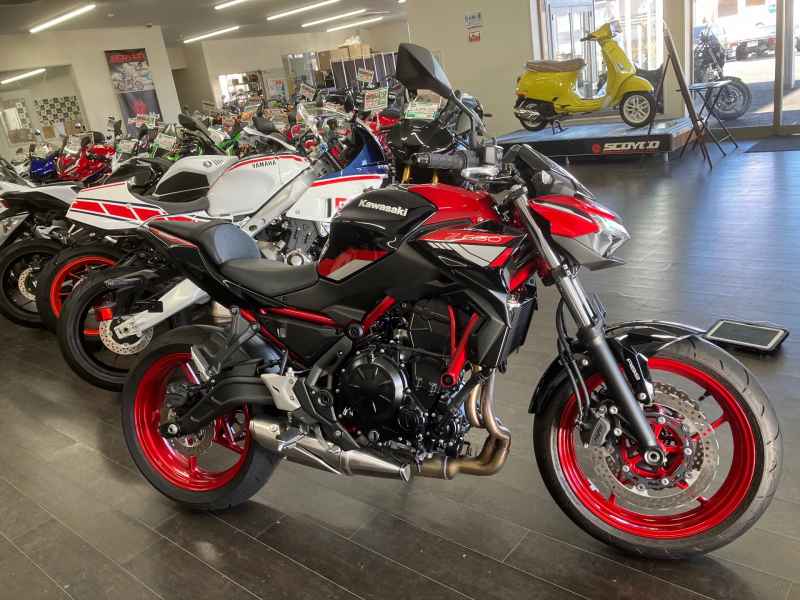 Kawasaki Z650 2025
