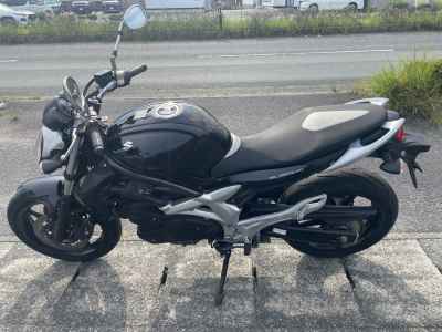 Suzuki Gladius SFV400 2010