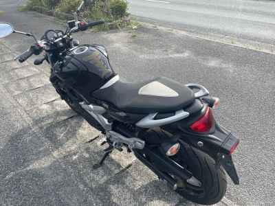 Suzuki Gladius SFV400 2010