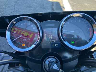 Kawasaki Z900RS Cafe 2025