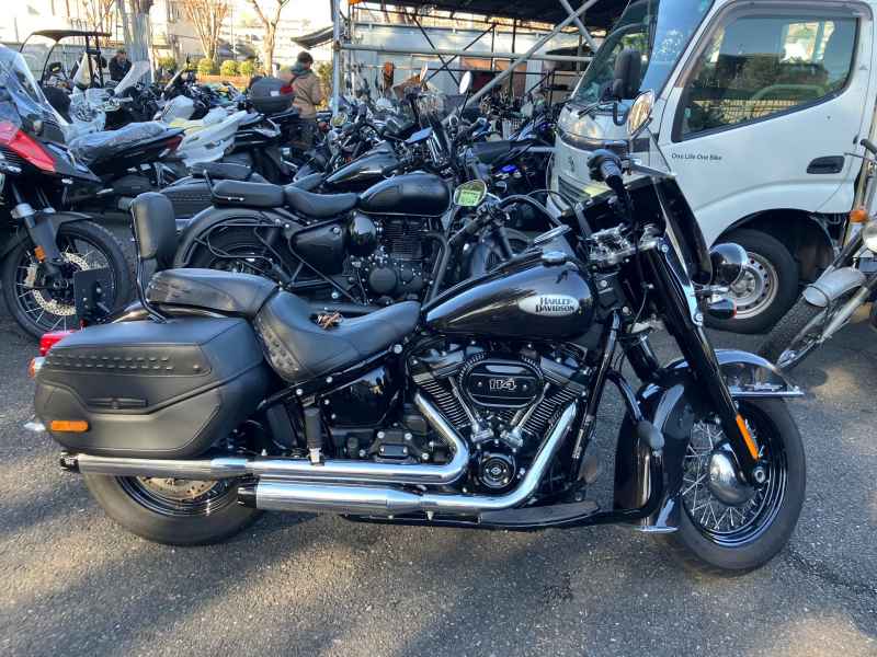 Harley-Davidson Heritage FLHCS1870 2021