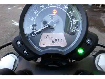 Triumph Bonneville Bobber 2021