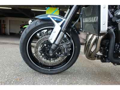 Kawasaki Z900RS 2024