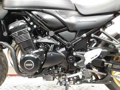 Kawasaki Z900RS SE 2025