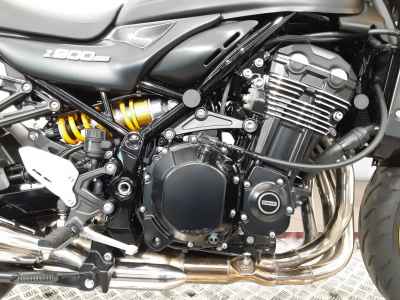 Kawasaki Z900RS SE 2025