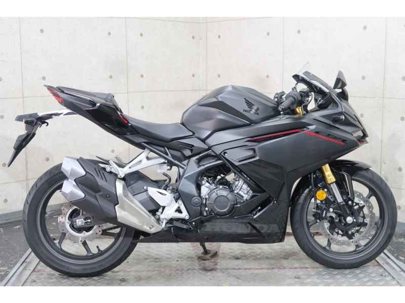Honda CBR250RR 2023