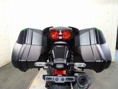 Kawasaki Ninja H2 SX 2022