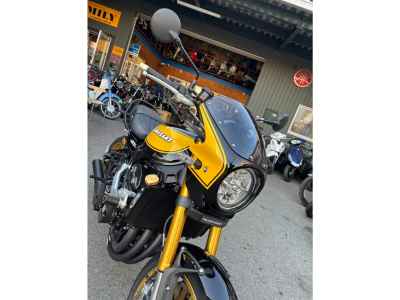 Kawasaki Z900RS SE 2023