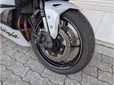 Kawasaki Ninja ZX-4R 2025