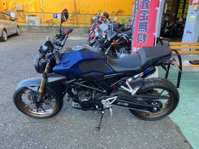 Honda CB250R 2019