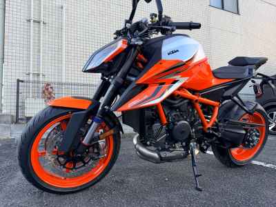 KTM 1290 Super Duke R 2023