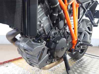 KTM 1290 Super Duke R 2015