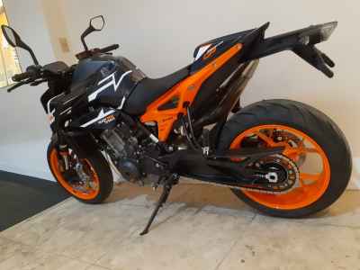 KTM 890 Duke GP 2023