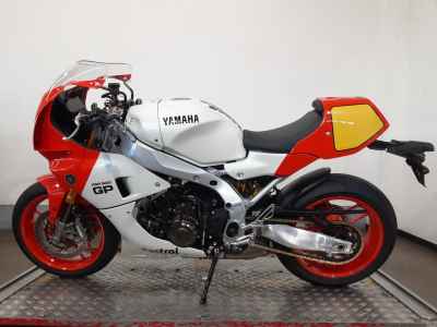 Yamaha XSR900 GP 2024