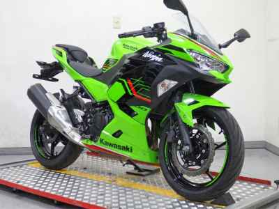 Kawasaki Ninja 400 KRT Edition 2024