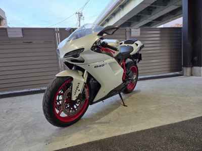 Ducati 848 2011