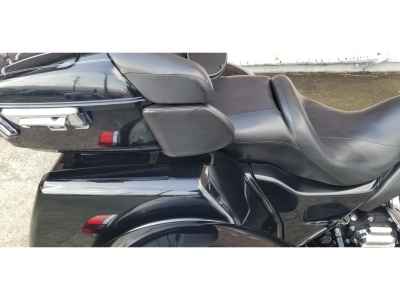 Harley-Davidson Electra Glide FLHTCU1690 Trike 2014