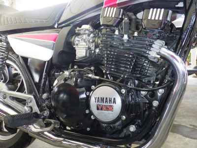 Yamaha XJ550