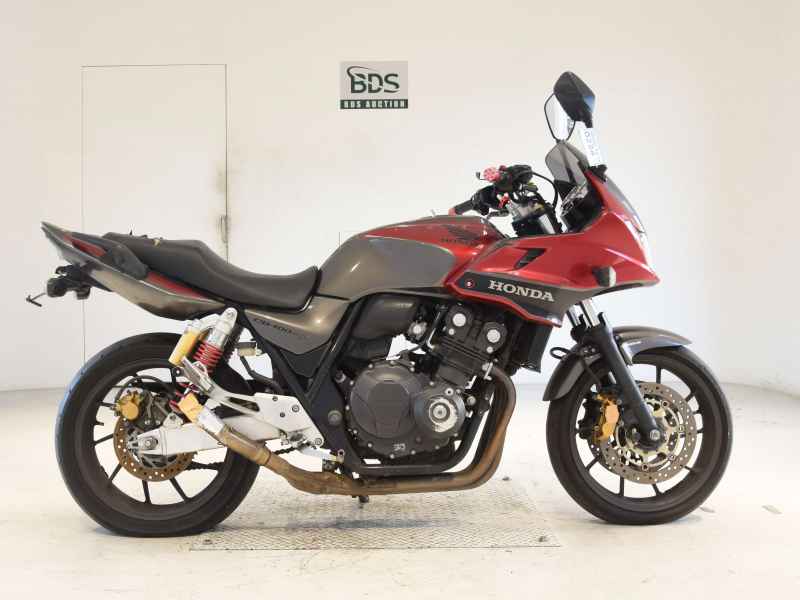 Honda CB400 Super Boldor 2017