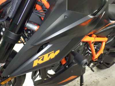 KTM 1290 Super Duke R 2020