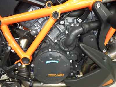 KTM 1290 Super Duke R 2020
