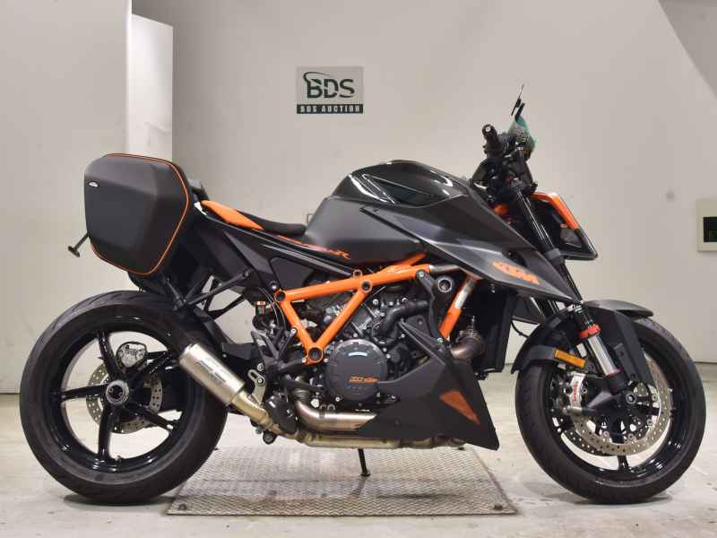 KTM 1290 Super Duke R 2020