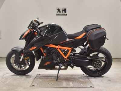 KTM 1290 Super Duke R 2020