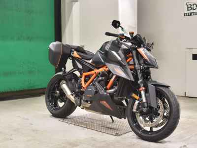 KTM 1290 Super Duke R 2020