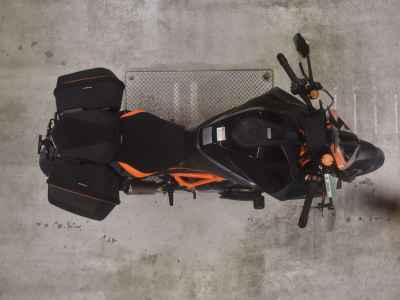 KTM 1290 Super Duke R 2020