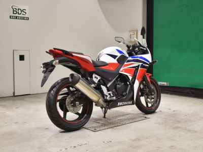 Honda CBR250R 2016