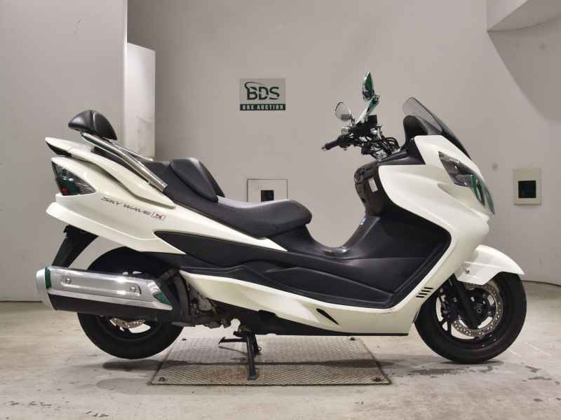 Suzuki Skywave 250S