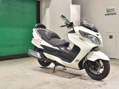 Suzuki Skywave 250S