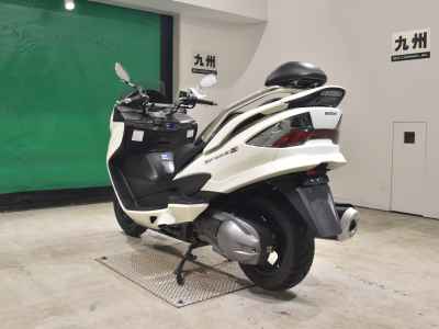 Suzuki Skywave 250S