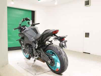 Yamaha MT-10 2025