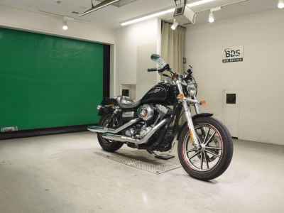 Harley-Davidson Super Glide FXDC1580 2013