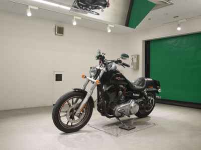 Harley-Davidson Super Glide FXDC1580 2013