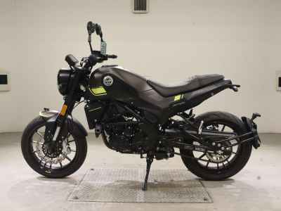 Benelli Leoncino 250 2022