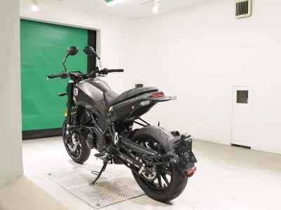 Benelli Leoncino 250 2022